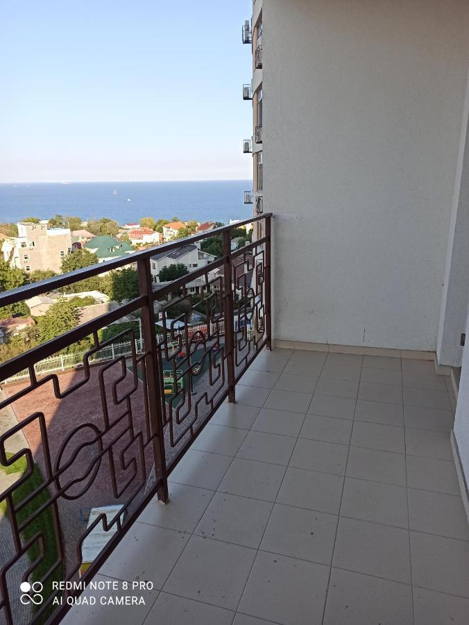 Самостоятельная Квартира Apartment Odessa Exterior photo